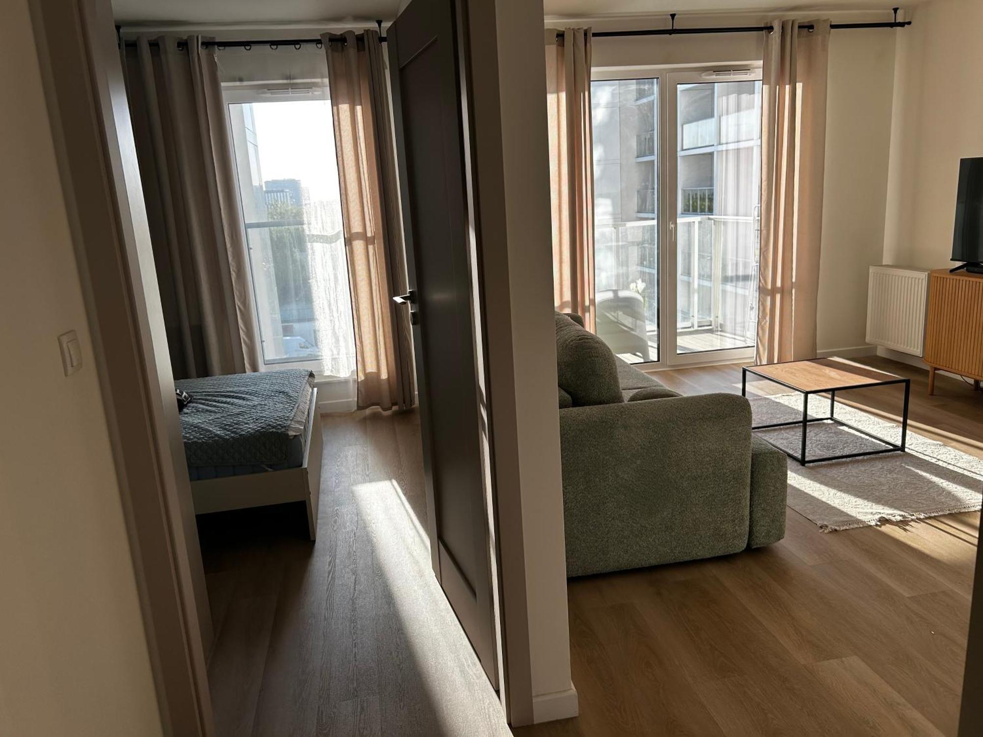 ורוצלב Komfortowy Apartament Z Balkonem I Parkingiem מראה חיצוני תמונה